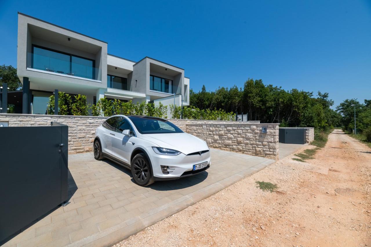 זמברטיה Luxus Villen Monteneto מראה חיצוני תמונה